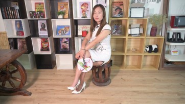 【撒琅】萱萱旗袍展示和后手直臂吊--高跟、美足、口球、特写