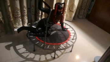 【逍遥伯乐】【[不可描述]坐骑踩虐】穿上乳胶衣，乳胶头套，龟甲紧缚一顿施虐