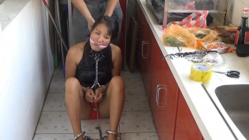 【随心原创】绳奴之竹竿的惩戒 手铐 重镣 项圈 跪地 竹子打 摩擦 绑大字型 蛇鞭责罚 竹竿上的受难女