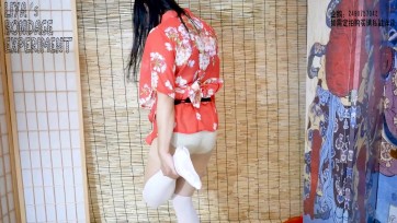 【莉雅】客人的奇怪要求 单腿跳、电击