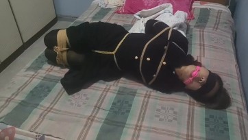 【理想生活】夫妻之间的情趣（丝袜蒙眼，口球堵嘴）