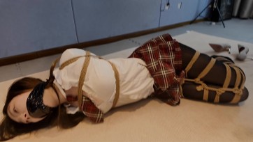 【一绳所爱】jk全身紧缚