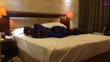 【CD伪娘小诡的自缚】绑在柜子里过夜~