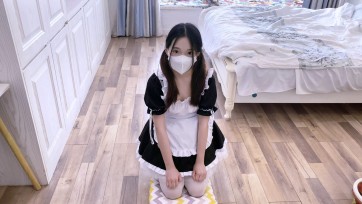 【嗷大喵】《吃鱼的喵》-第四集-体罚篇+女仆装白丝双马尾+捡球玩法+限时20秒内把球捡回来+失败扇耳光10下+全程皆以失败为多+后期累了爬不动了摆烂了